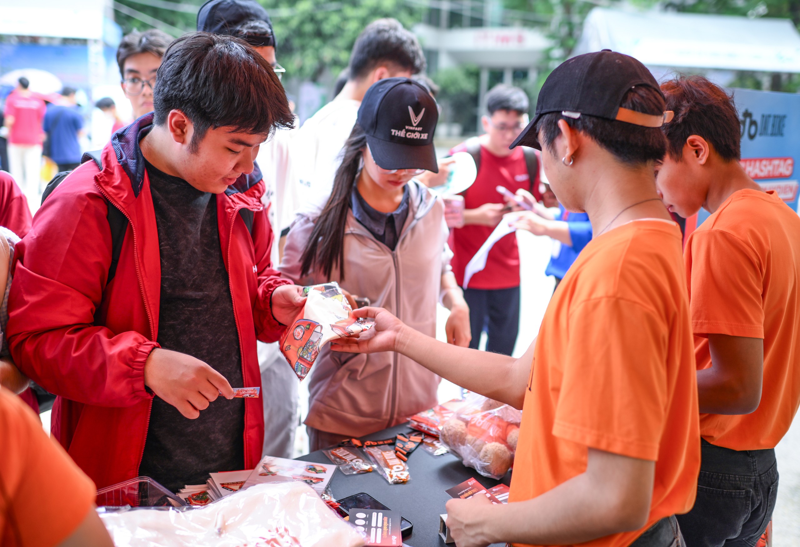 Hàng ngàn người hào hứng trải nghiệm Festival Tân sinh viên chuyển đổi xanh - Ảnh 15.