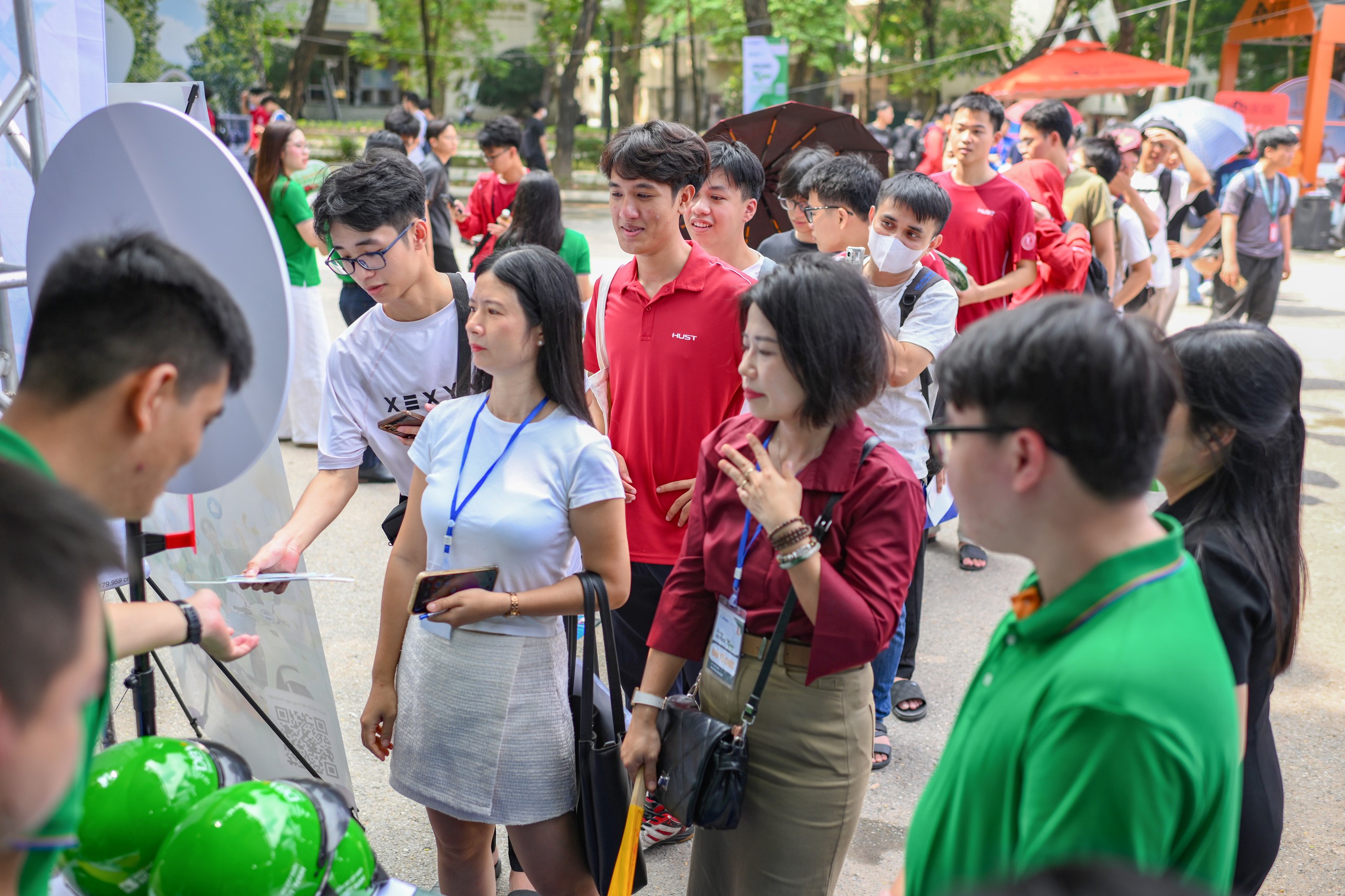 Hàng ngàn người hào hứng trải nghiệm Festival Tân sinh viên chuyển đổi xanh - Ảnh 20.