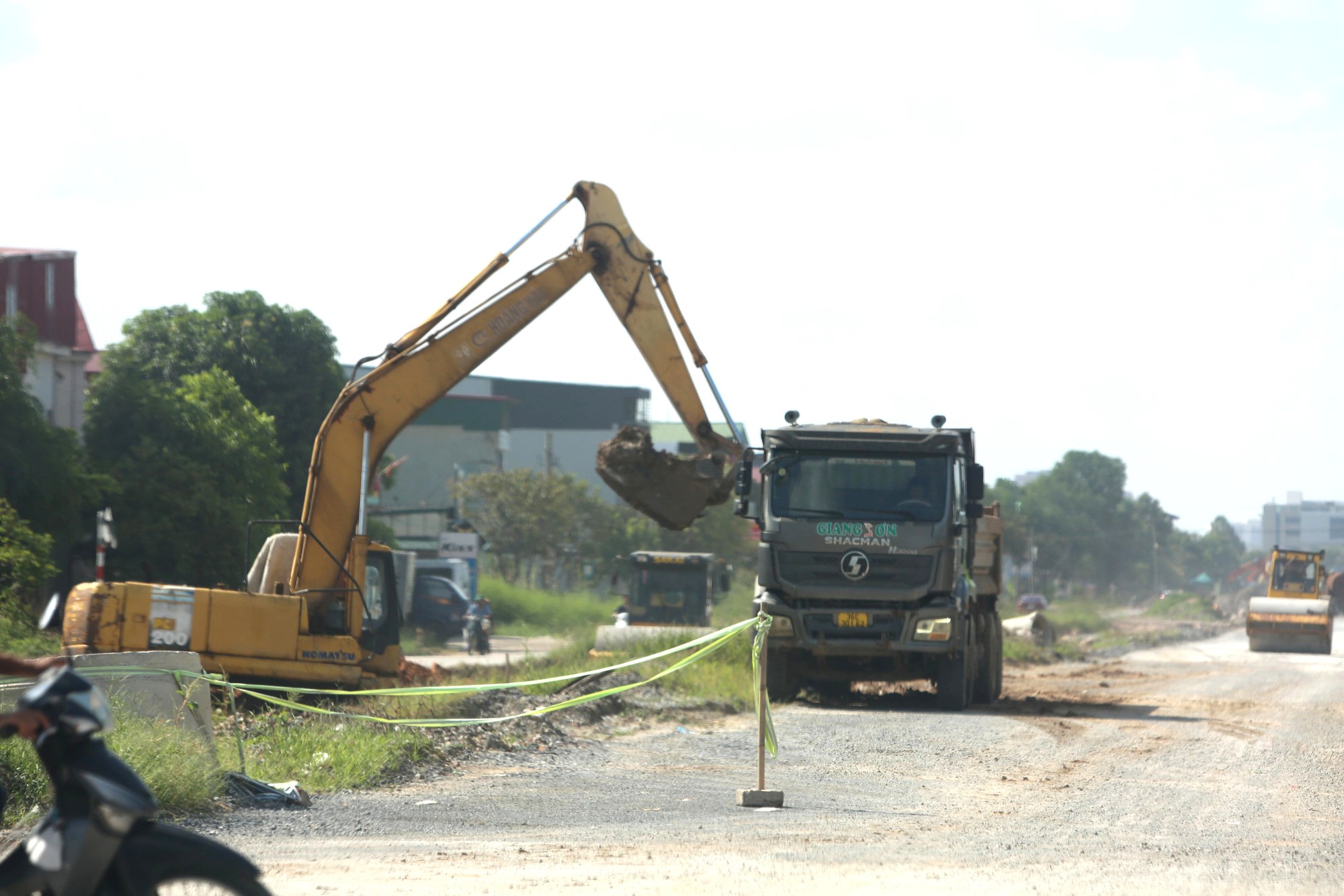 Thanh H&oacute;a: Dồn lực thi c&ocirc;ng dự &aacute;n đường Voi - Sầm Sơn- Ảnh 2.