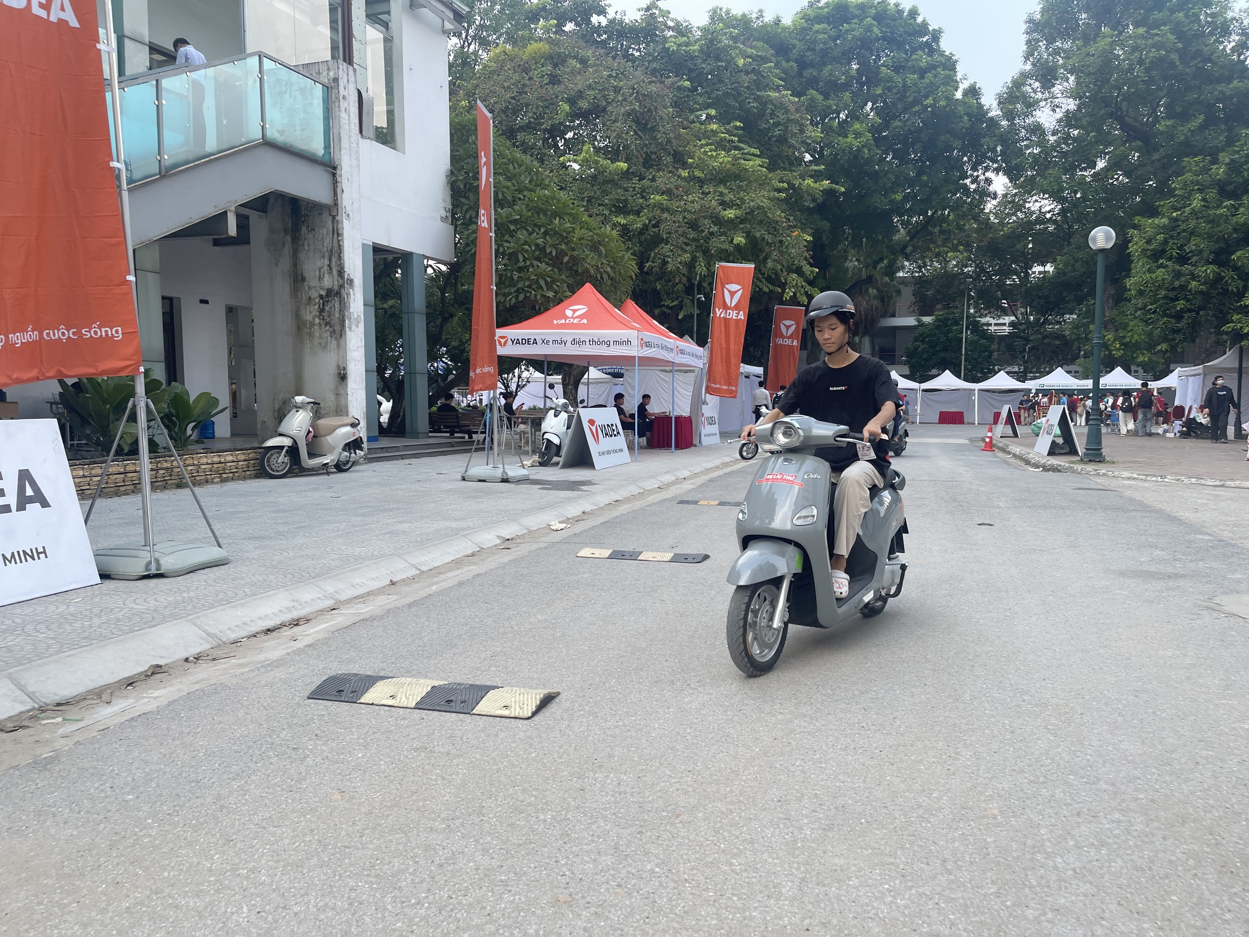 Hàng ngàn người hào hứng trải nghiệm Festival Tân sinh viên chuyển đổi xanh - Ảnh 23.