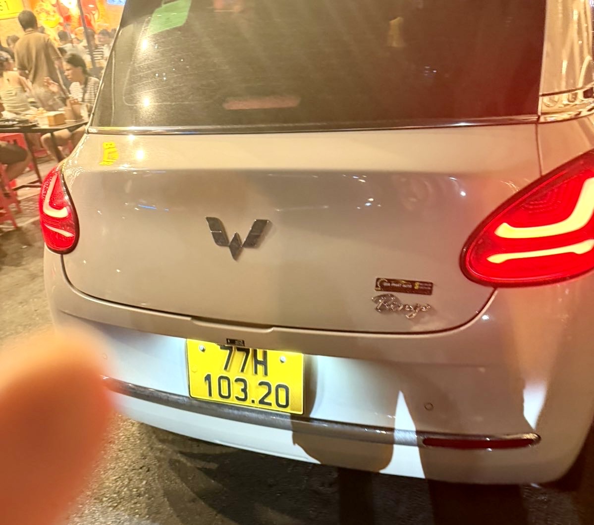 Gia Lai: Thu cước cao, một hợp t&aacute;c x&atilde; vận tải bị phạt tiền v&agrave; tước ph&ugrave; hiệu 2 th&aacute;ng- Ảnh 1.