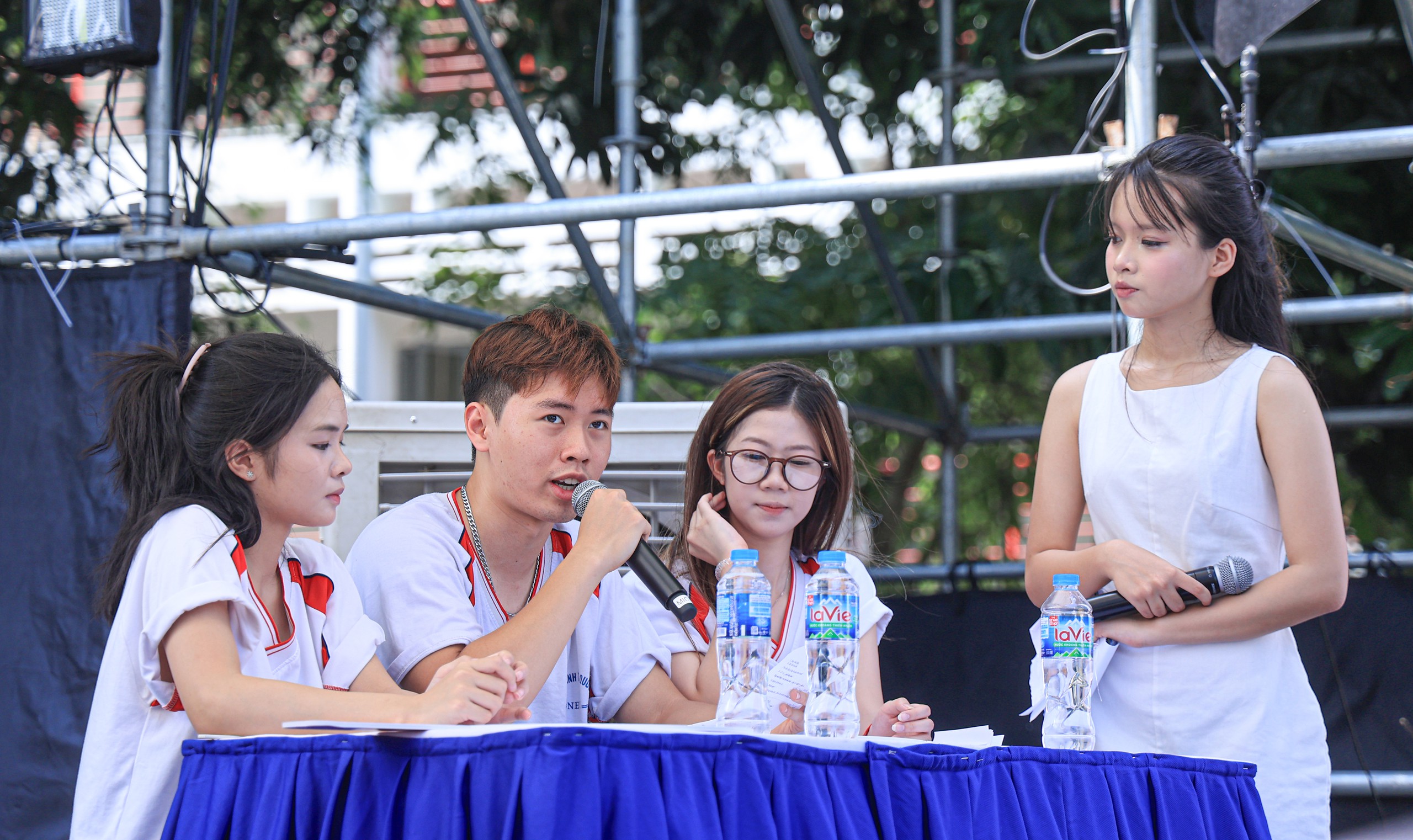 Hào hứng giải mã “Chiếc xe đầu đời” tại Festival Tân sinh viên chuyển đổi xanh - Ảnh 10.