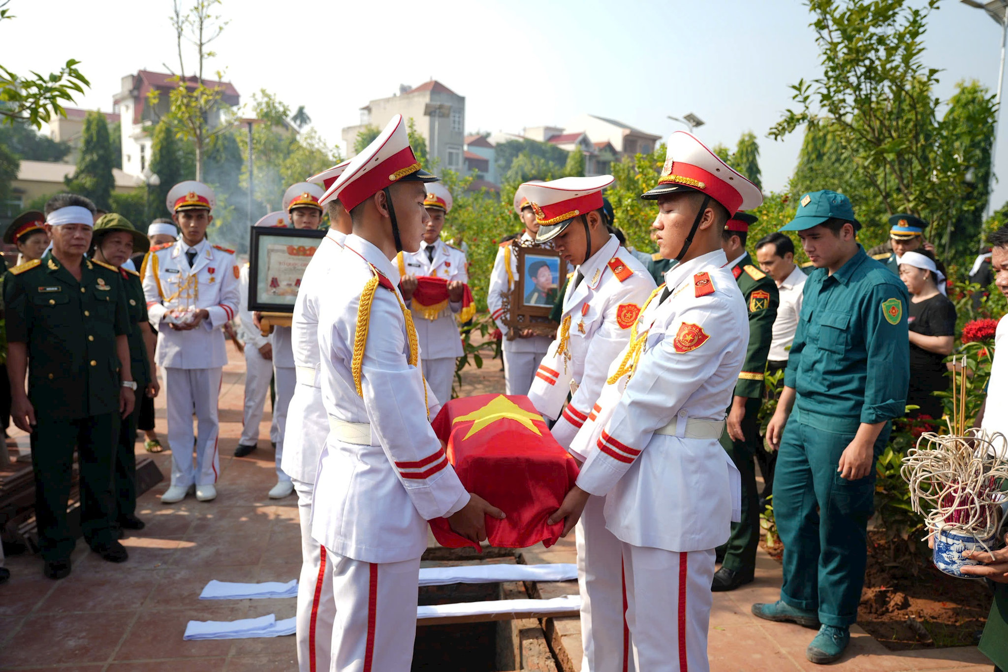 Hà Nội về đích sớm trong chiến dịch lấy mẫu hài cốt liệt sĩ- Ảnh 3.