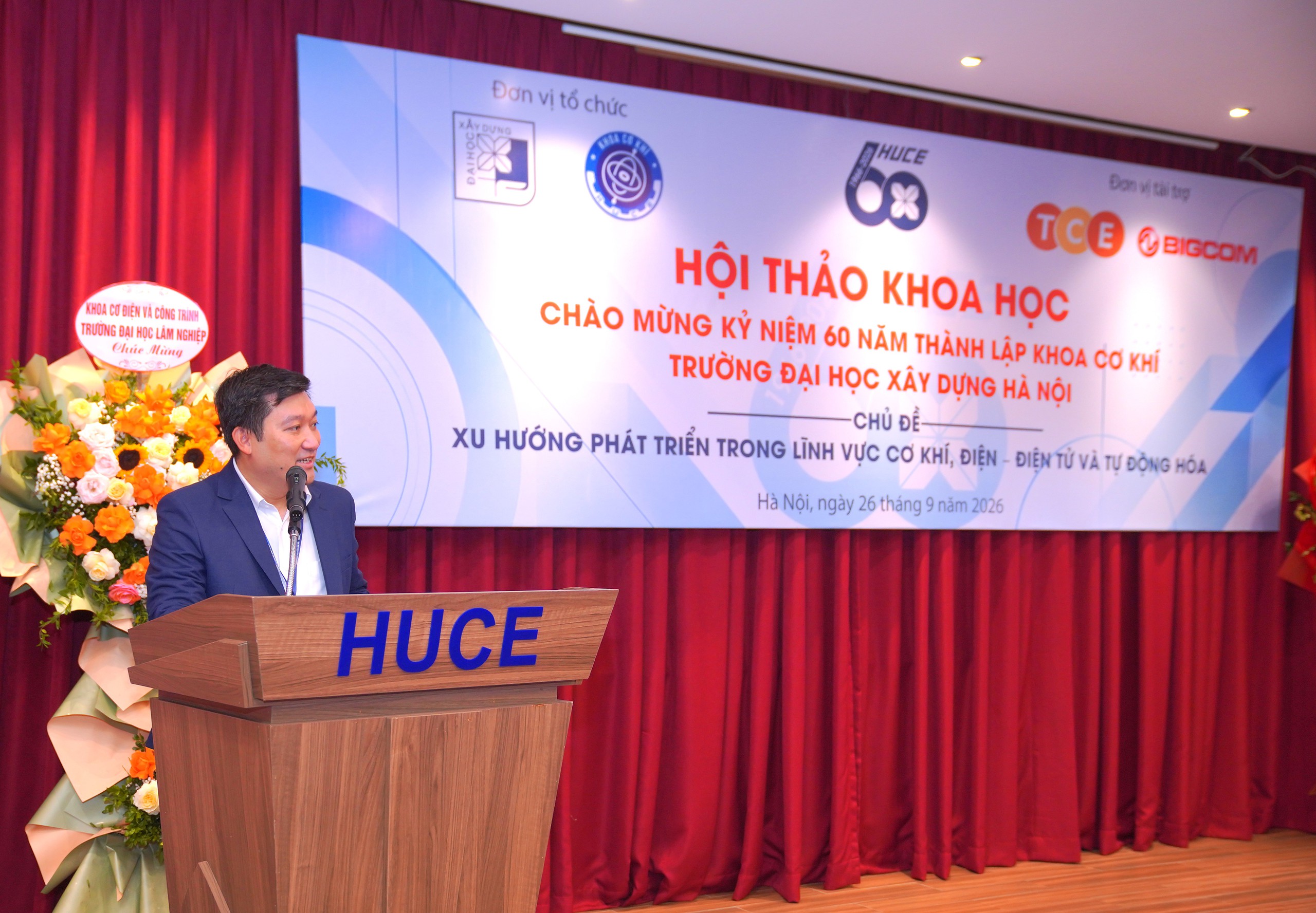 Đào tạo kỹ sư cơ khí gắn với thực tiễn, số hóa, sáng tạo và nghiên cứu ứng dụng- Ảnh 1.