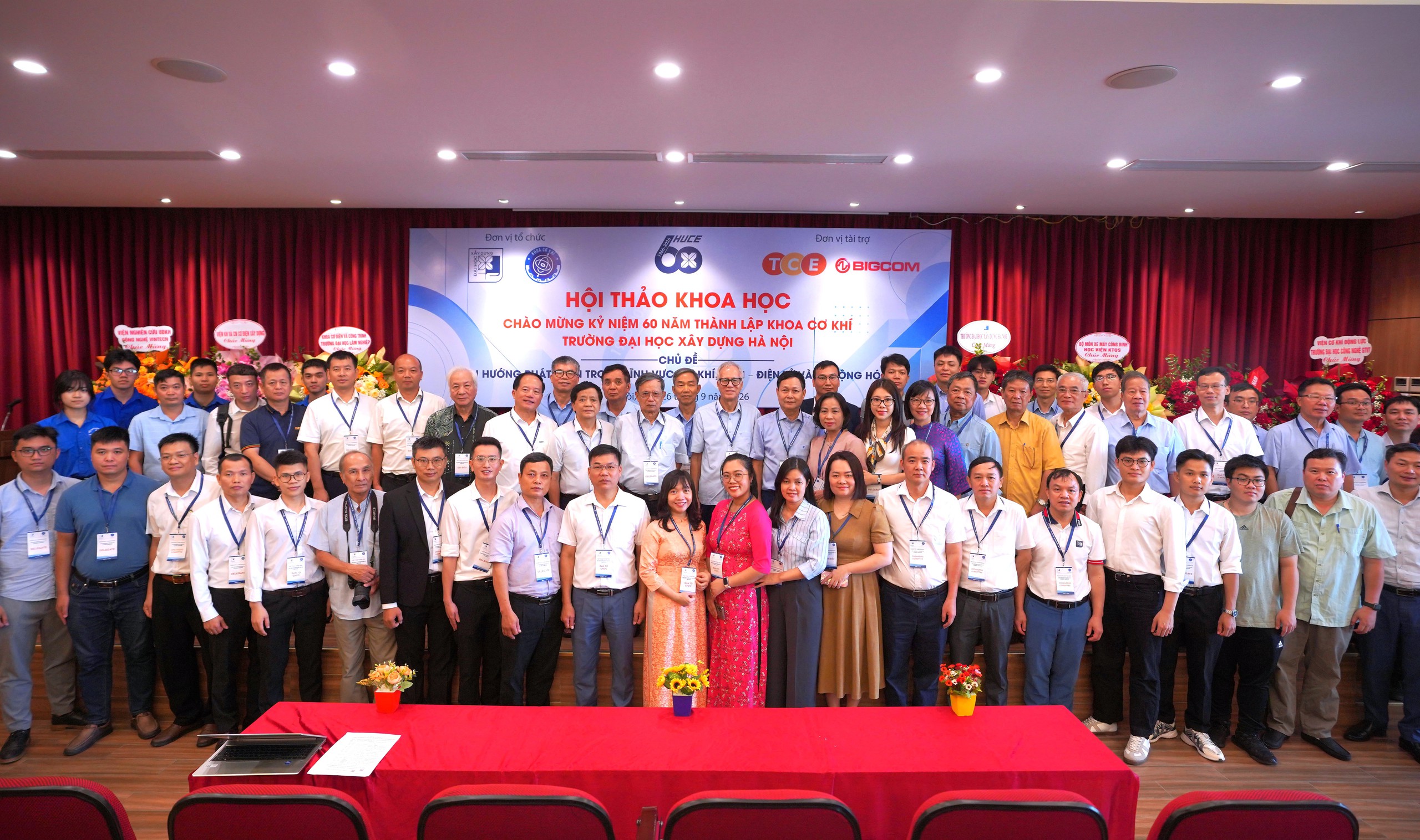 Đào tạo kỹ sư cơ khí gắn với thực tiễn, số hóa, sáng tạo và nghiên cứu ứng dụng- Ảnh 2.