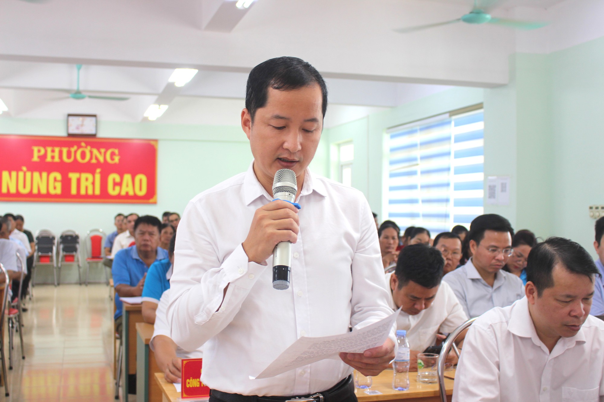 Bộ trường Trần Hồng Minh tiếp xúc cử tri tại Cao Bằng- Ảnh 2.