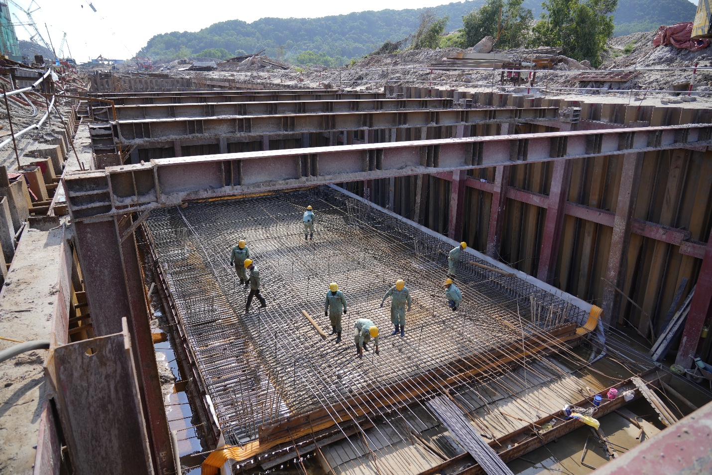 Nhà thầu xây dựng: Vì sao việc tăng, nhưng biên lợi nhuận giảm?- Ảnh 4.