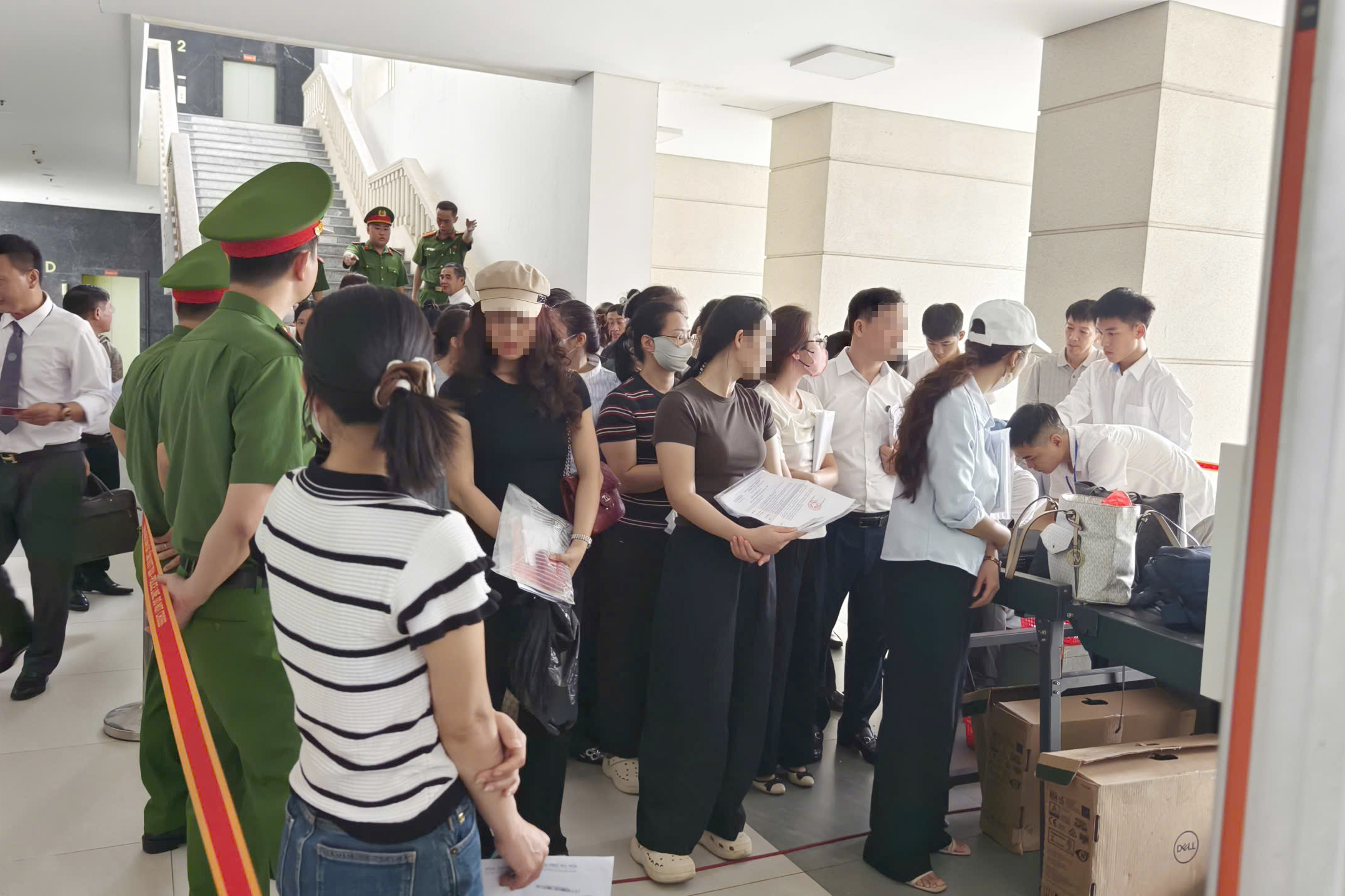 Hai cựu Viện trưởng Ph&aacute;p y t&acirc;m thần Trung ương hầu t&ograve;a vụ b&agrave; tr&ugrave;m ma t&uacute;y Mai Anh - Ảnh 8.