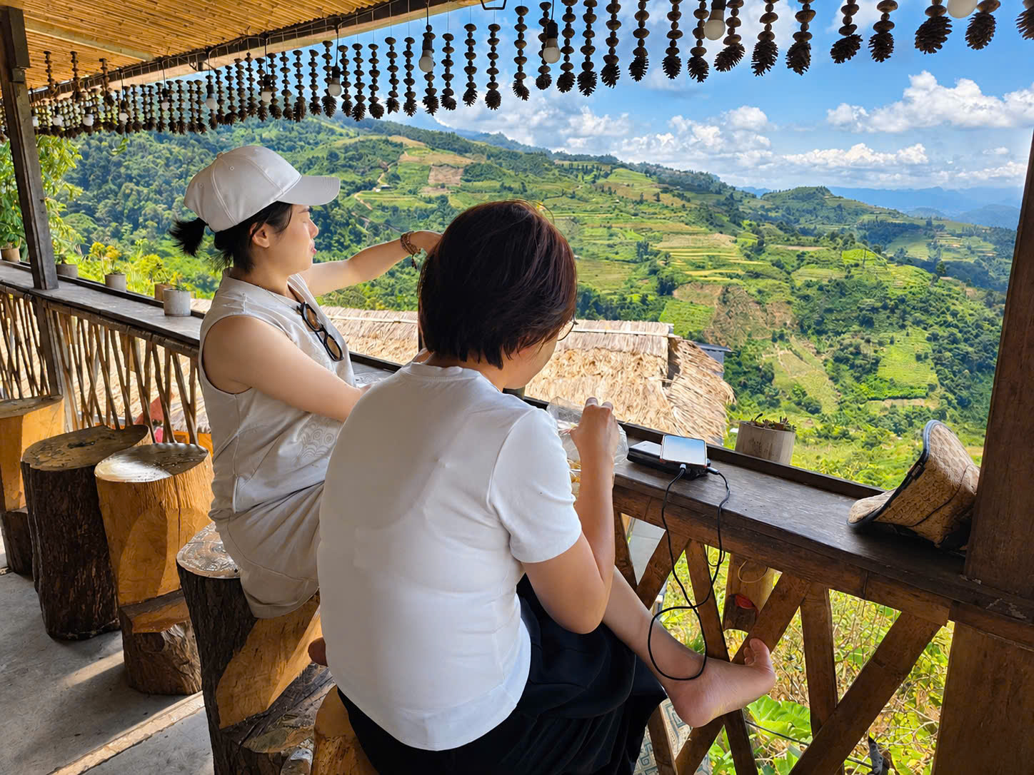Kh&aacute;m ph&aacute; bản người M&ocirc;ng đẹp như tranh, giữa d&atilde;y n&uacute;i Ho&agrave;ng Li&ecirc;n Sơn h&ugrave;ng vĩ- Ảnh 23.