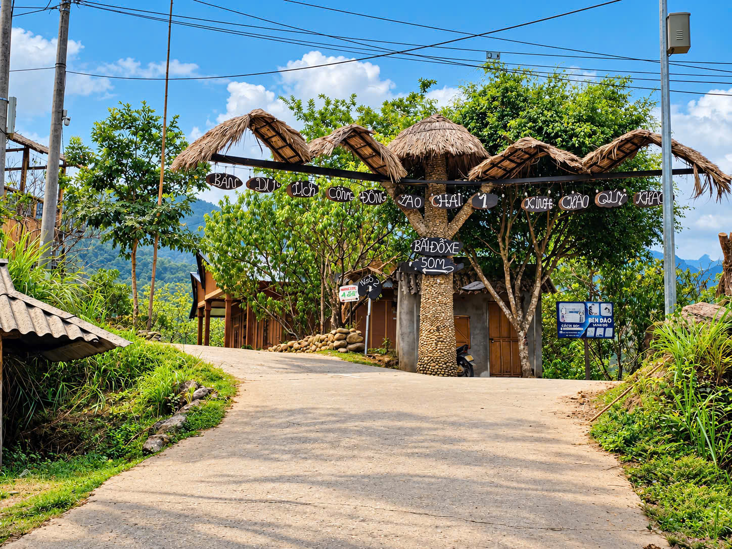 Kh&aacute;m ph&aacute; bản người M&ocirc;ng đẹp như tranh, giữa d&atilde;y n&uacute;i Ho&agrave;ng Li&ecirc;n Sơn h&ugrave;ng vĩ- Ảnh 5.