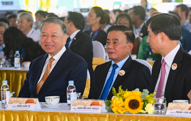 Tổng B&iacute; thư, Chủ tịch nước T&ocirc; L&acirc;m dự Lễ khởi c&ocirc;ng Dự &aacute;n tu bổ, phục hồi Điện K&iacute;nh Thi&ecirc;n - Ảnh 1.