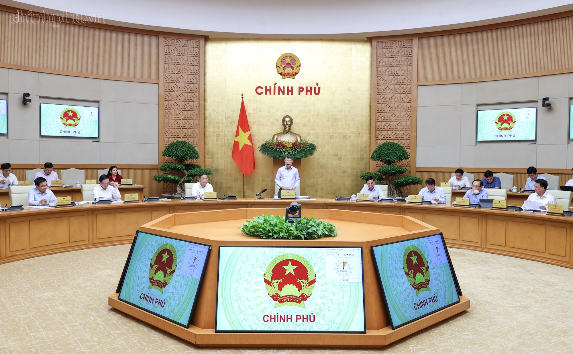 Thủ tướng chủ tr&igrave; phi&ecirc;n họp Ch&iacute;nh phủ th&aacute;ng 8: Tăng tốc, bứt ph&aacute; với quyết t&acirc;m cao nhất- Ảnh 9.