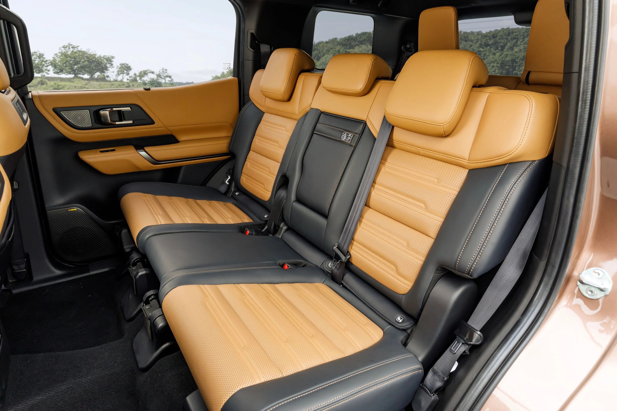 Mitsubishi Pajero ho&agrave;n to&agrave;n mới, sắp  về Việt Nam?- Ảnh 6.