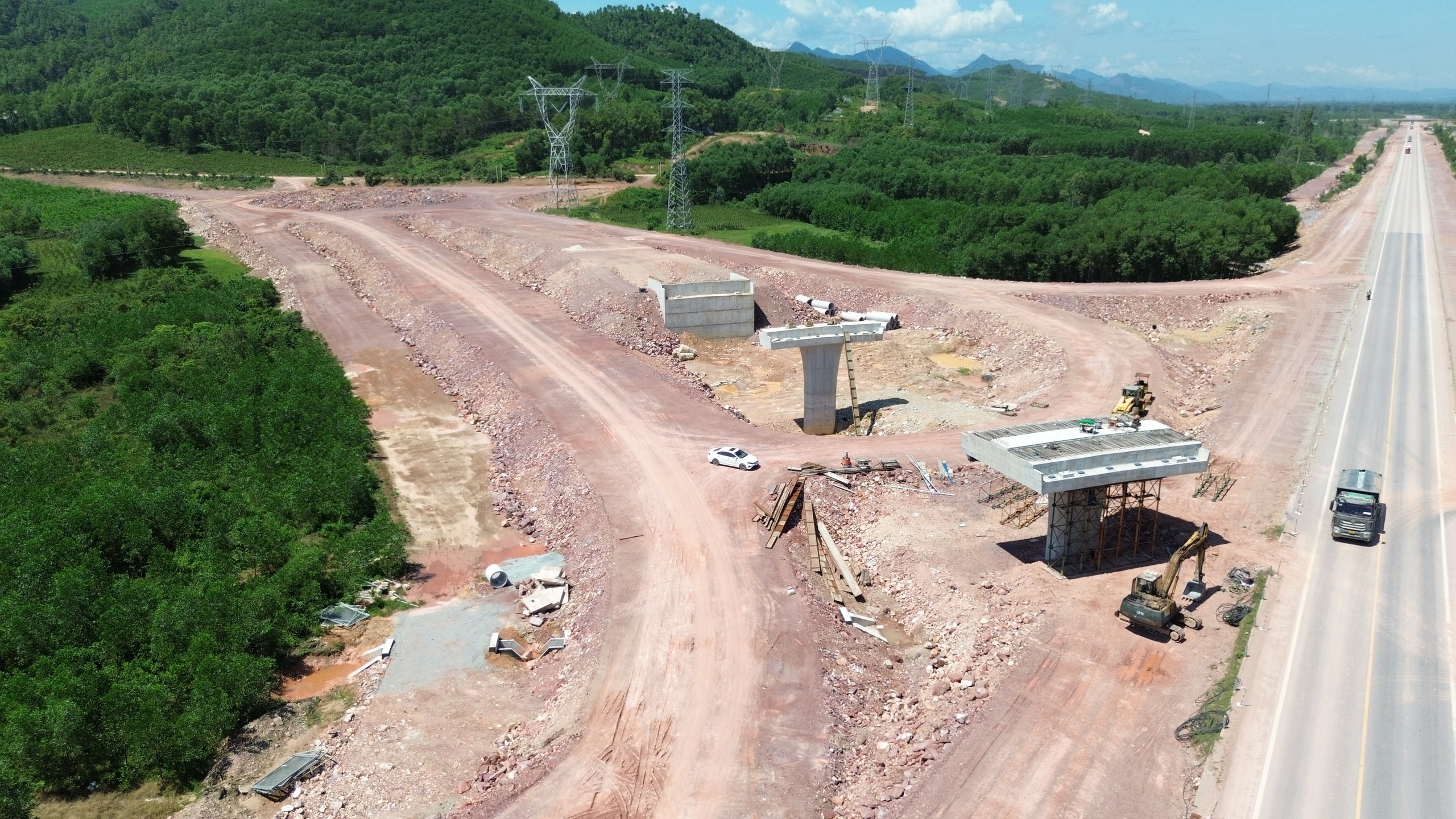 H&igrave;nh th&agrave;nh th&ecirc;m 2 n&uacute;t giao tr&ecirc;n cao tốc Cam Lộ - La Sơn qua TP Huế- Ảnh 12.