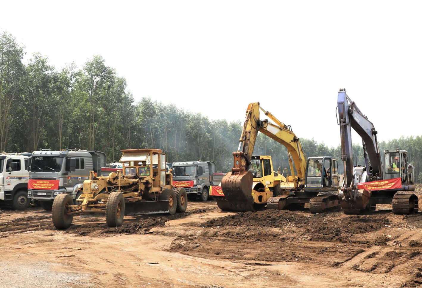 Khởi c&ocirc;ng hơn 46km đường V&agrave;nh đai 4 TP.HCM qua Đồng Nai - Ảnh 1.