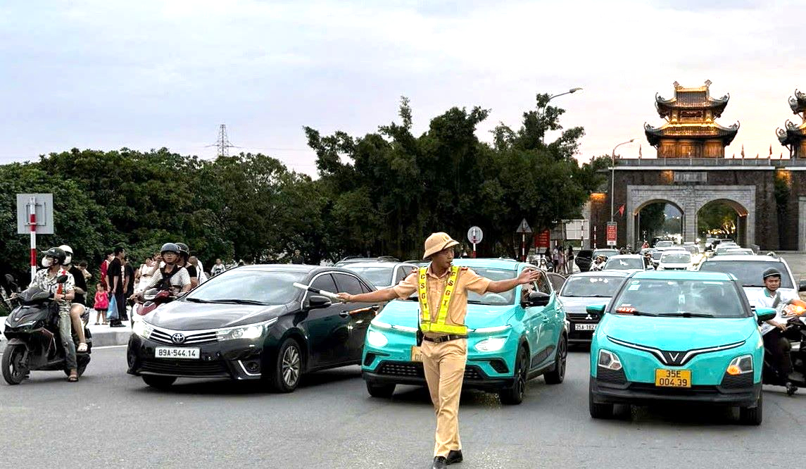 Ninh B&igrave;nh: Tai nạn giao th&ocirc;ng giảm cả 3 ti&ecirc;u ch&iacute;, tăng giải ph&aacute;p bảo đảm an to&agrave;n- Ảnh 2.