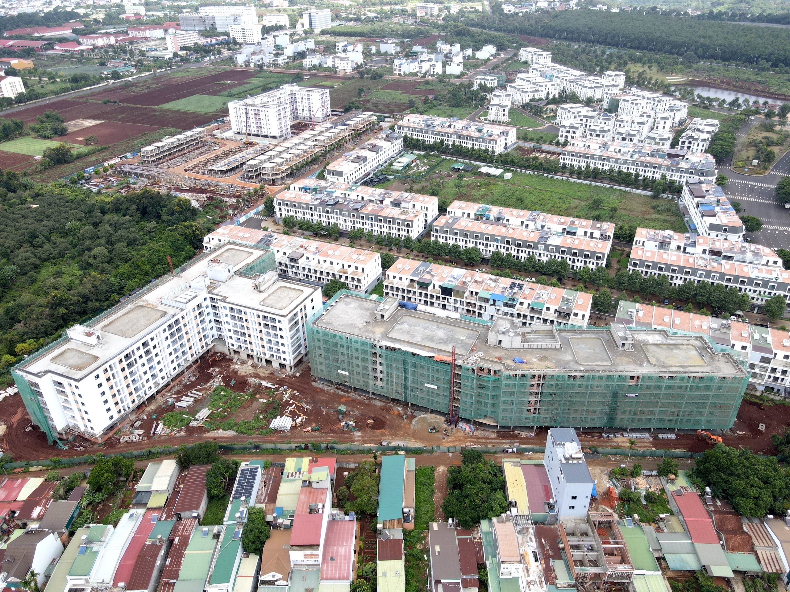 Đắk Lắk đôn đốc tiến độ các dự án nhà ở xã hội- Ảnh 1.