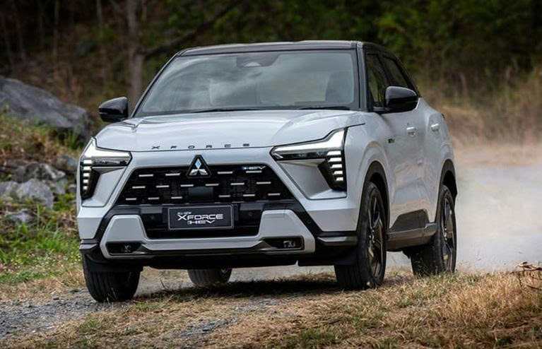 Loạt xe Hybrid đổ bộ thị trường Việt Nam dịp cuối năm- Ảnh 2.