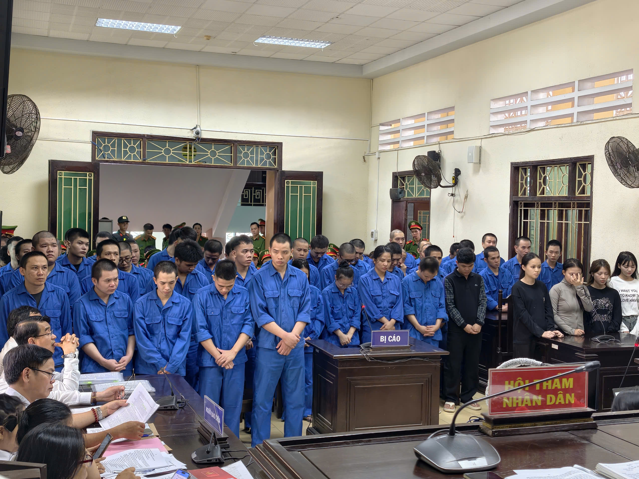 58 bị c&aacute;o lĩnh hơn 424 năm t&ugrave; trong vụ tổ chức sử dụng ma t&uacute;y ở Gia Lai- Ảnh 1.