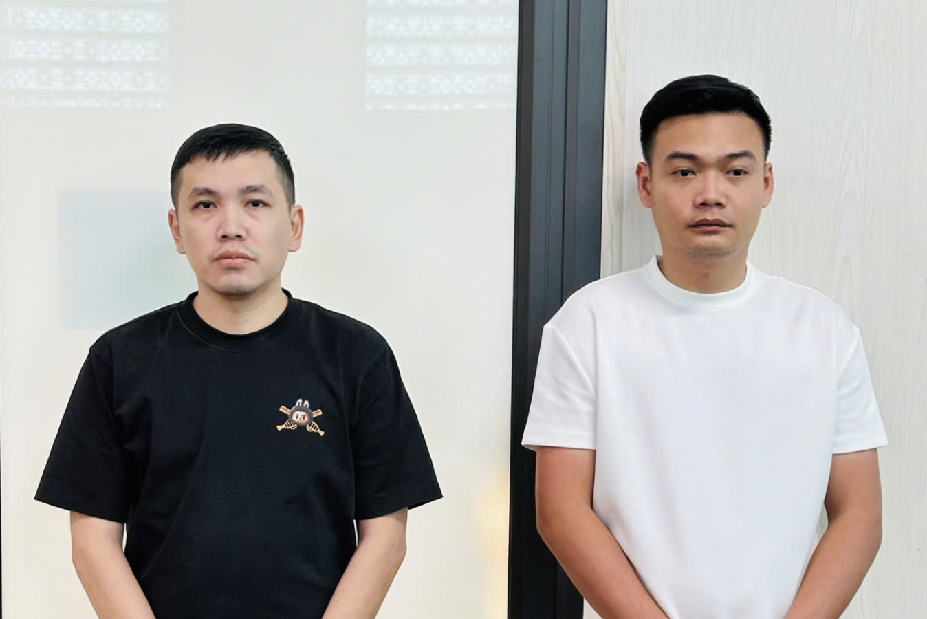 Khởi tố l&aacute;i xe cứu thương, sinh vi&ecirc;n trường y lừa gia đ&igrave;nh bệnh nh&acirc;n 9,5 triệu đồng - Ảnh 1.