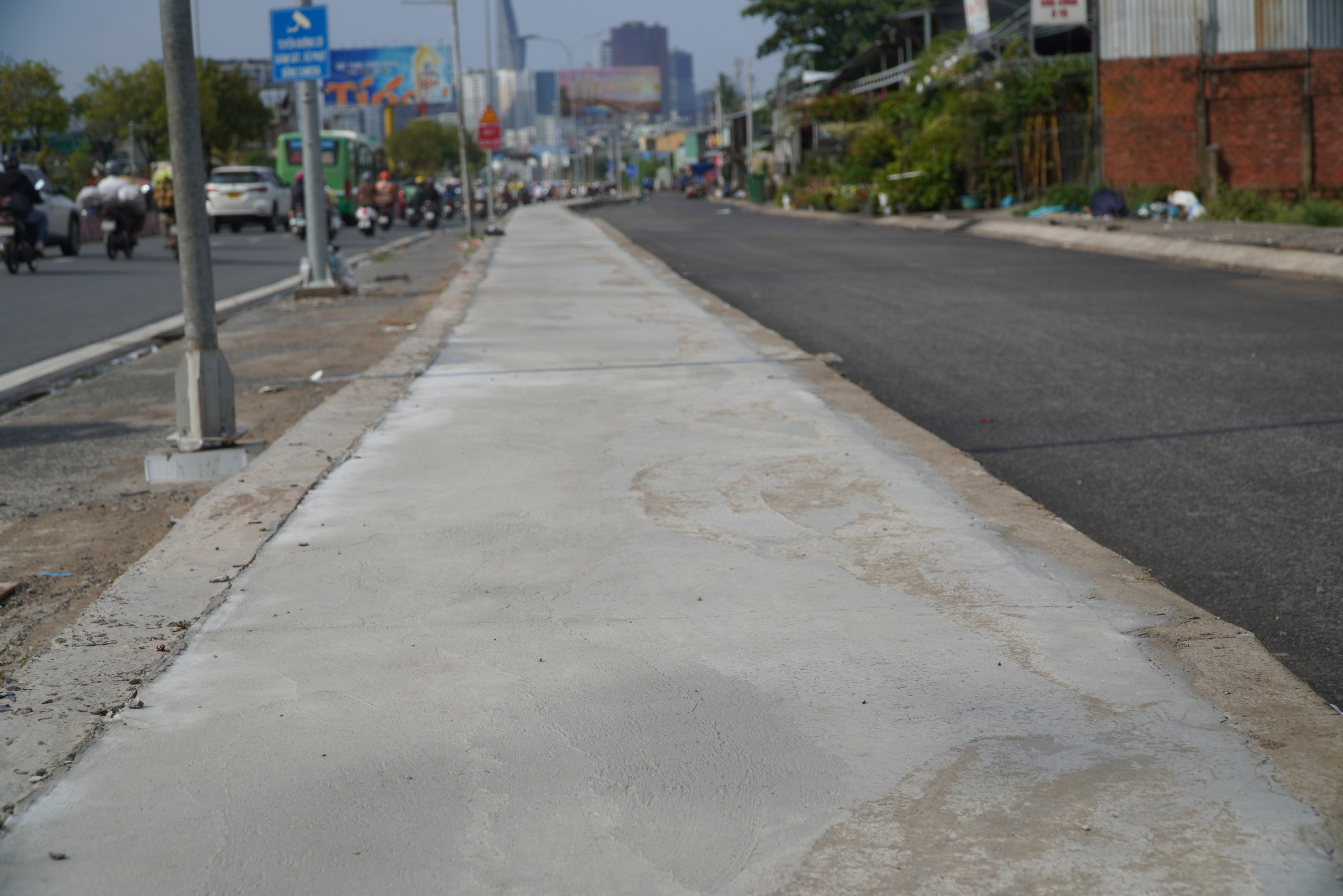 TP.HCM: Hai đường gom được kỳ vọng giảm &ugrave;n tắc khu vực cầu K&ecirc;nh Tẻ hiện thi c&ocirc;ng ra sao?- Ảnh 8.