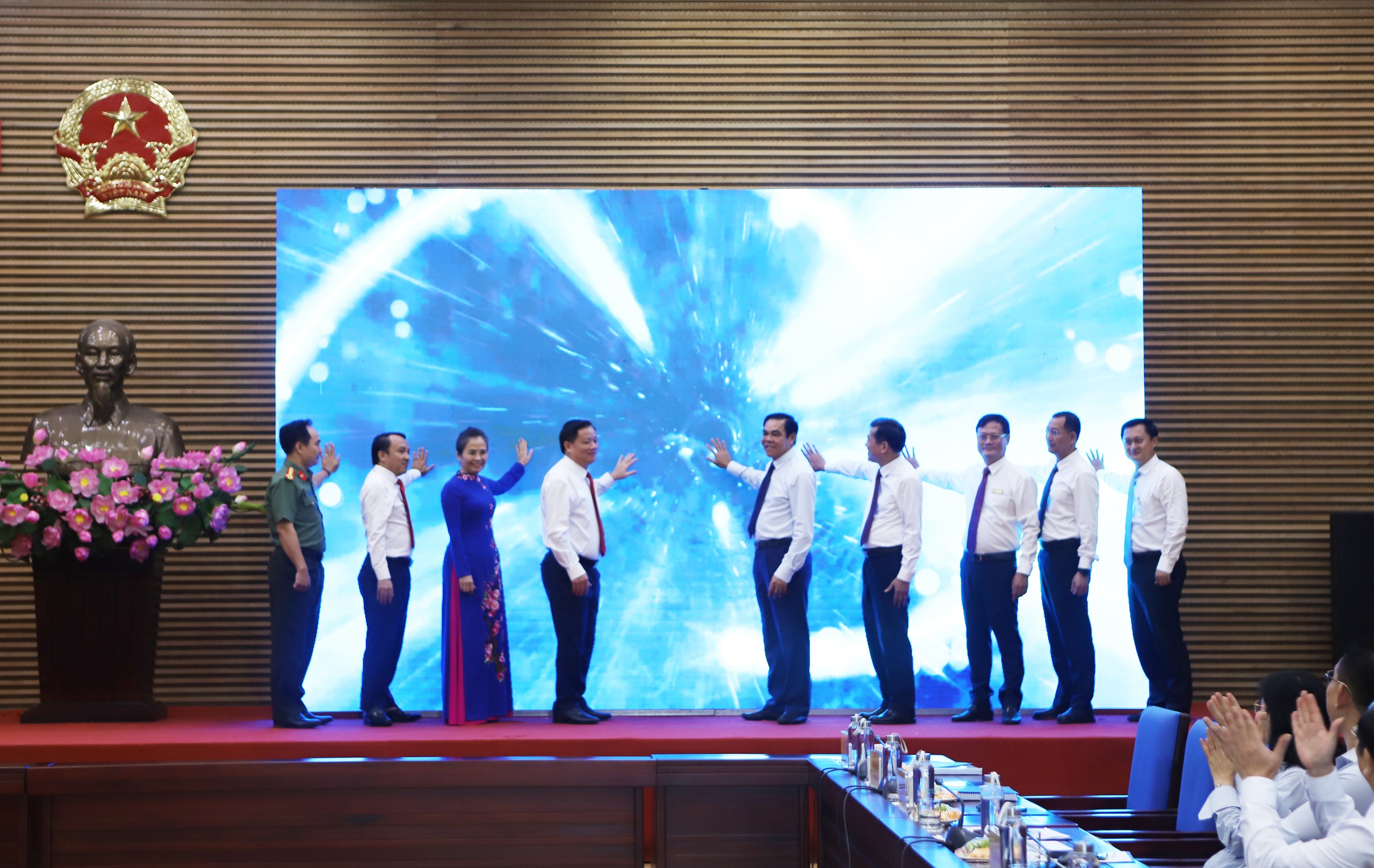 Nghệ An kỳ vọng x&acirc;y dựng nền kinh tế dữ liệu từ vận h&agrave;nh kho dữ liệu số d&ugrave;ng chung - Ảnh 1.