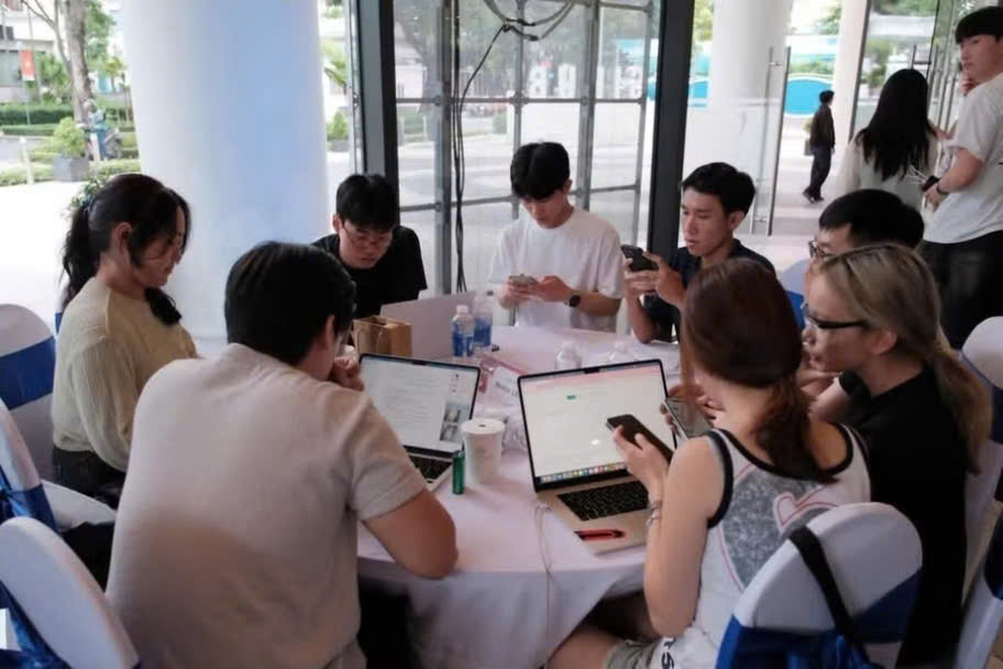 Sinh vi&ecirc;n Học viện H&agrave;ng Kh&ocirc;ng đưa AI v&agrave;o xử l&yacute; r&aacute;c thải, gi&agrave;nh giải tại INNOSTAR 2026 - Ảnh 2.