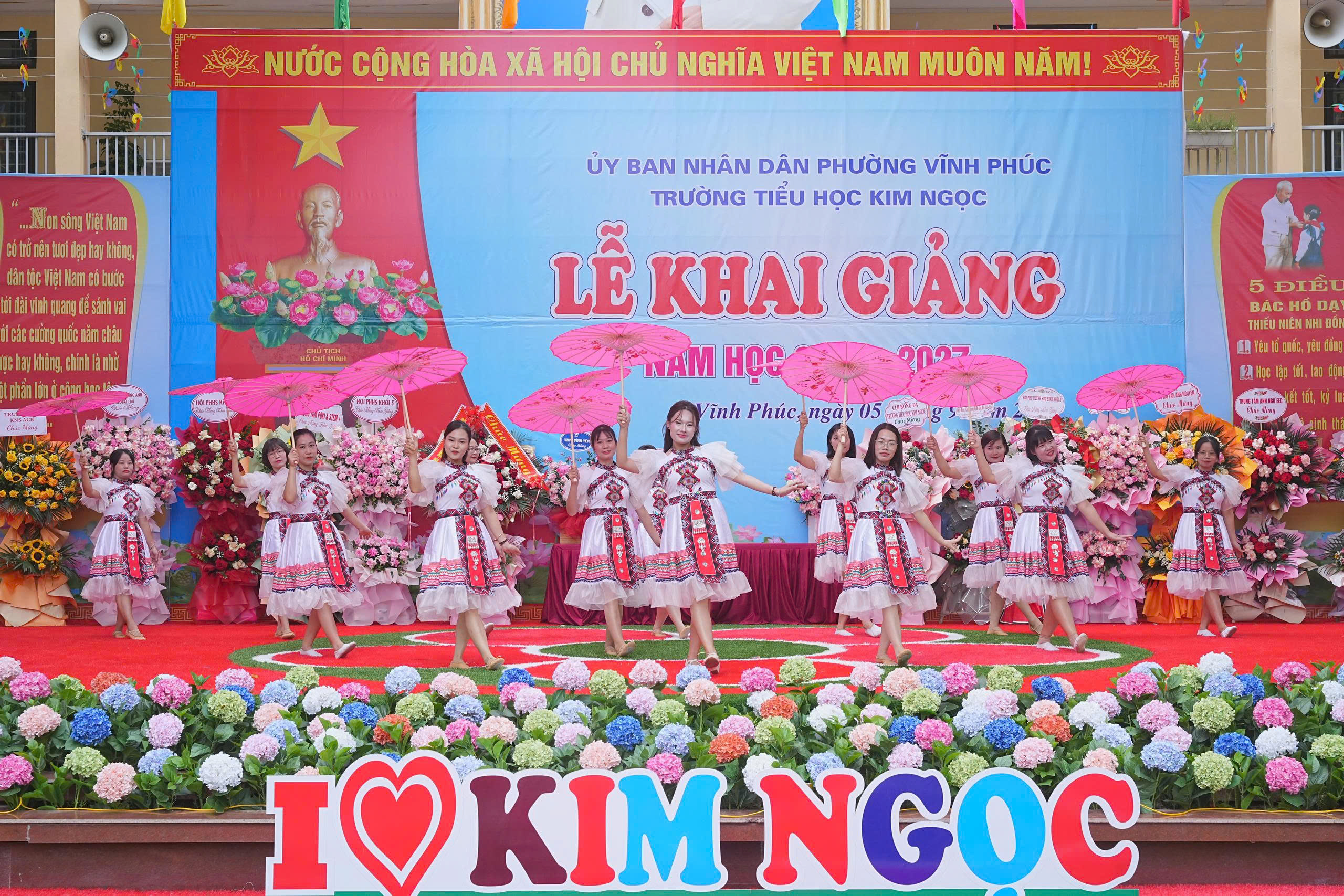 Ph&uacute; Thọ: Rộn r&agrave;ng ng&agrave;y hội khai trường, quyết t&acirc;m n&acirc;ng cao chất lượng gi&aacute;o dục- Ảnh 11.