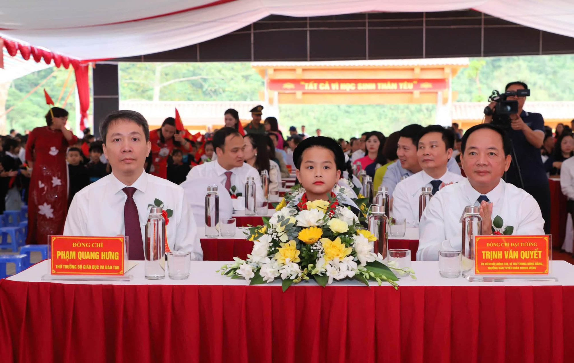 Tuy&ecirc;n Quang: Đưa v&agrave;o vận h&agrave;nh c&aacute;c trường phổ th&ocirc;ng li&ecirc;n cấp v&ugrave;ng bi&ecirc;n giới- Ảnh 1.