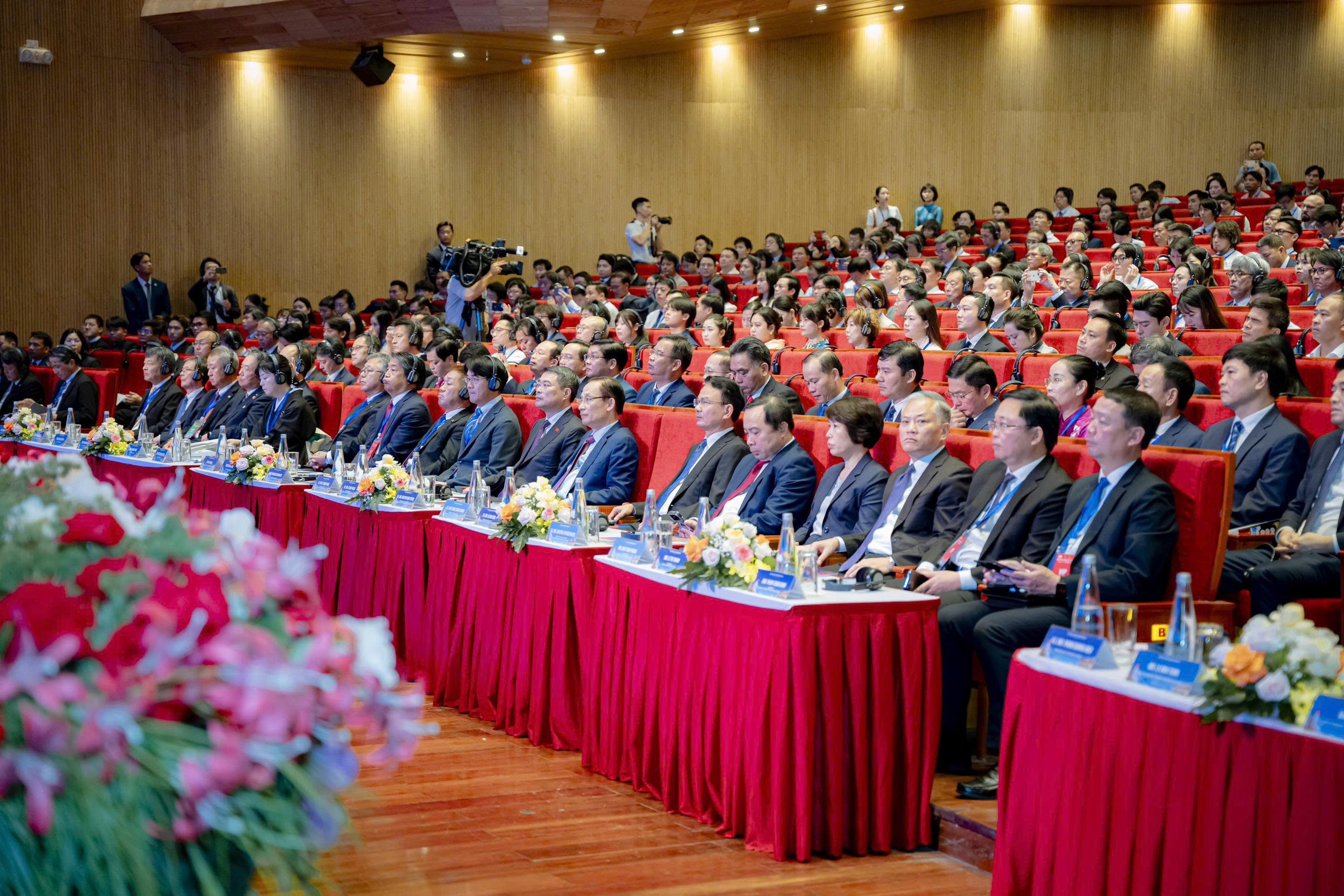 Thủ tướng L&ecirc; Minh Hưng: Kiến tạo hợp t&aacute;c, tạo động lực ph&aacute;t triển Việt Nam- Nhật Bản- Ảnh 3.