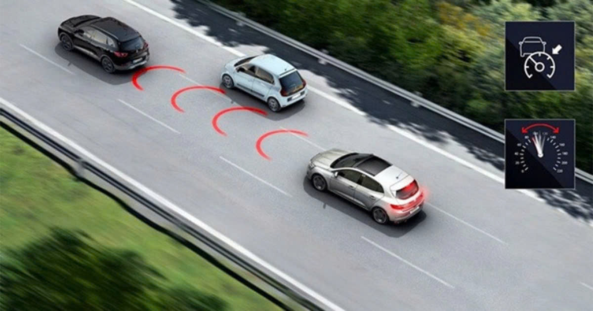 ACC trên ô tô có giúp tài xế giữ khoảng cách đúng quy định? - Ảnh 2.