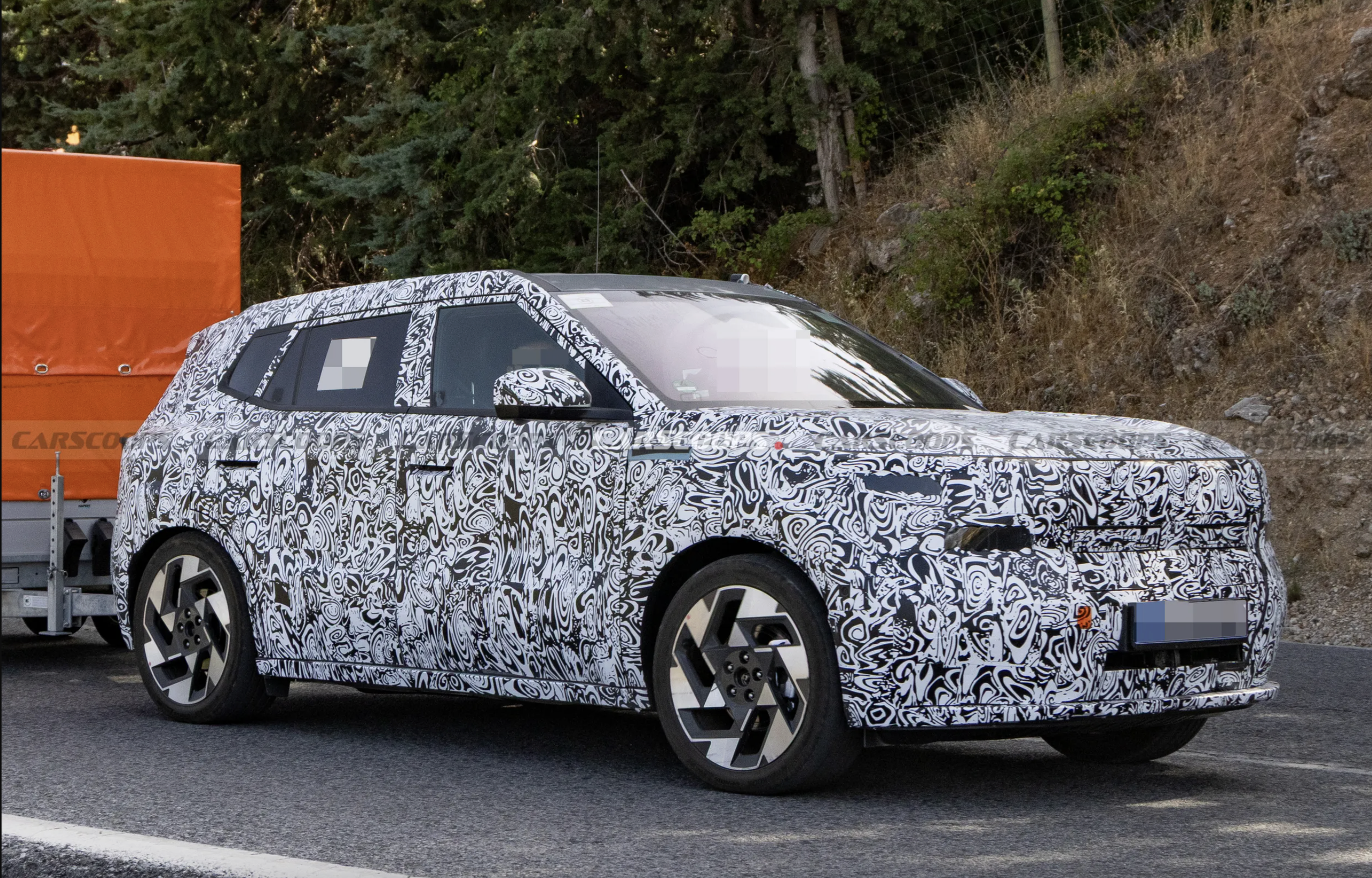 Hyundai Kona mới có thiết kế vuông vức hơn - Ảnh 1.