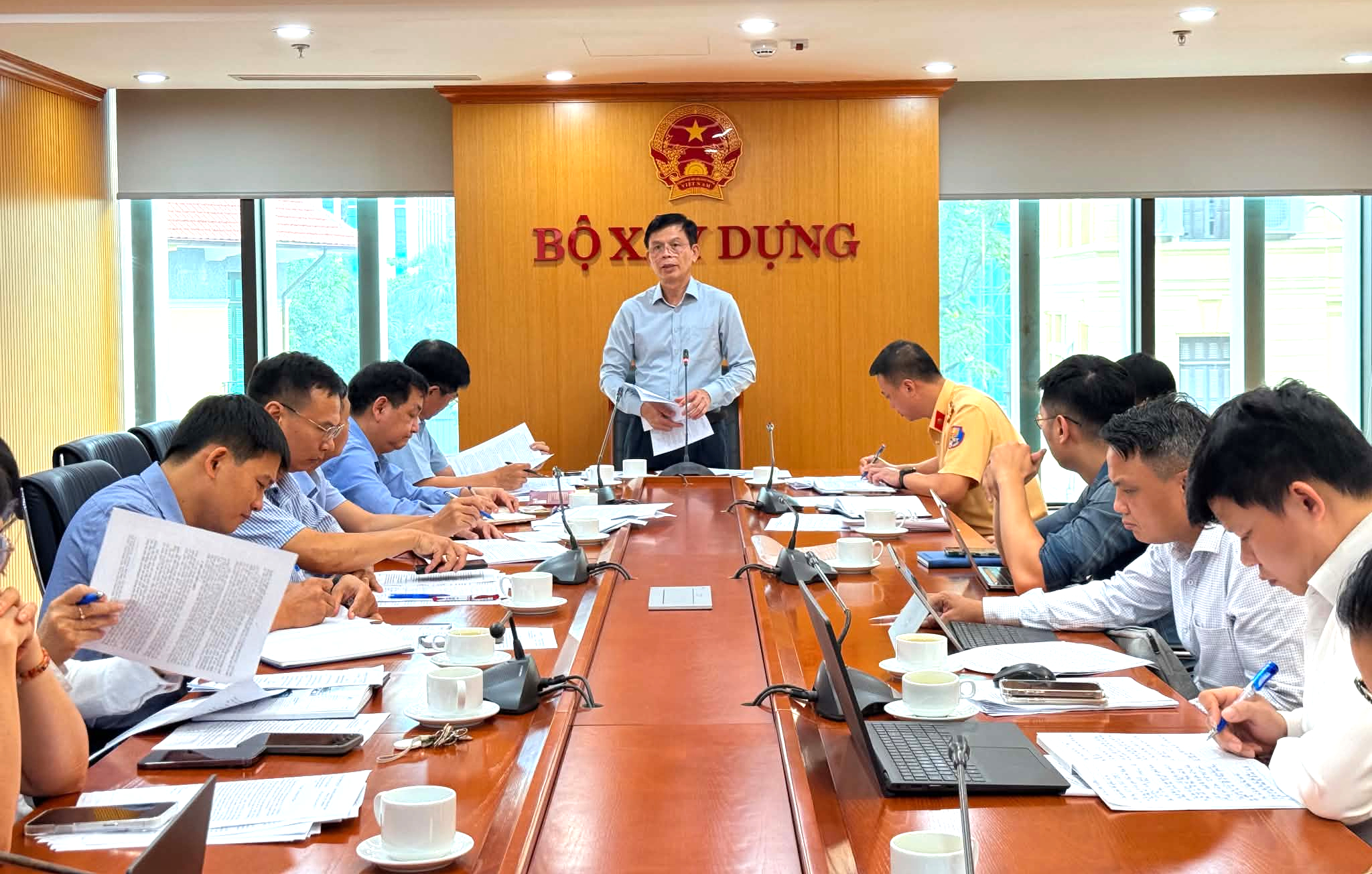 Ho&agrave;n thiện quy định khoảng c&aacute;ch an to&agrave;n, n&acirc;ng hiệu quả tổ chức giao th&ocirc;ng cao tốc - Ảnh 1.