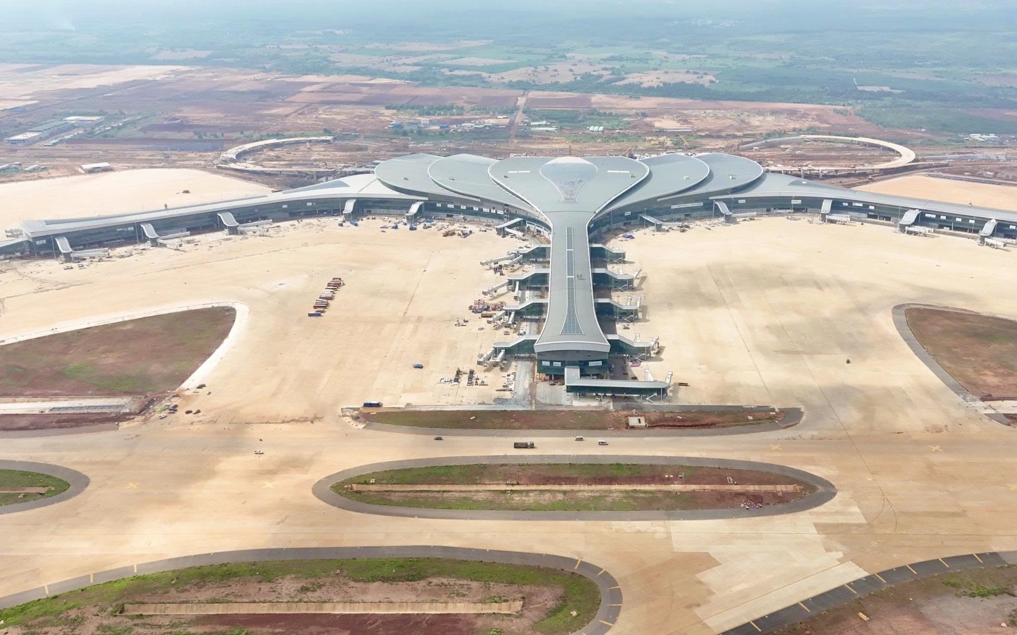 Sân bay Long Thành ưu tiên nguồn lực tăng tốc các gói thầu và công trình đường găng- Ảnh 8.