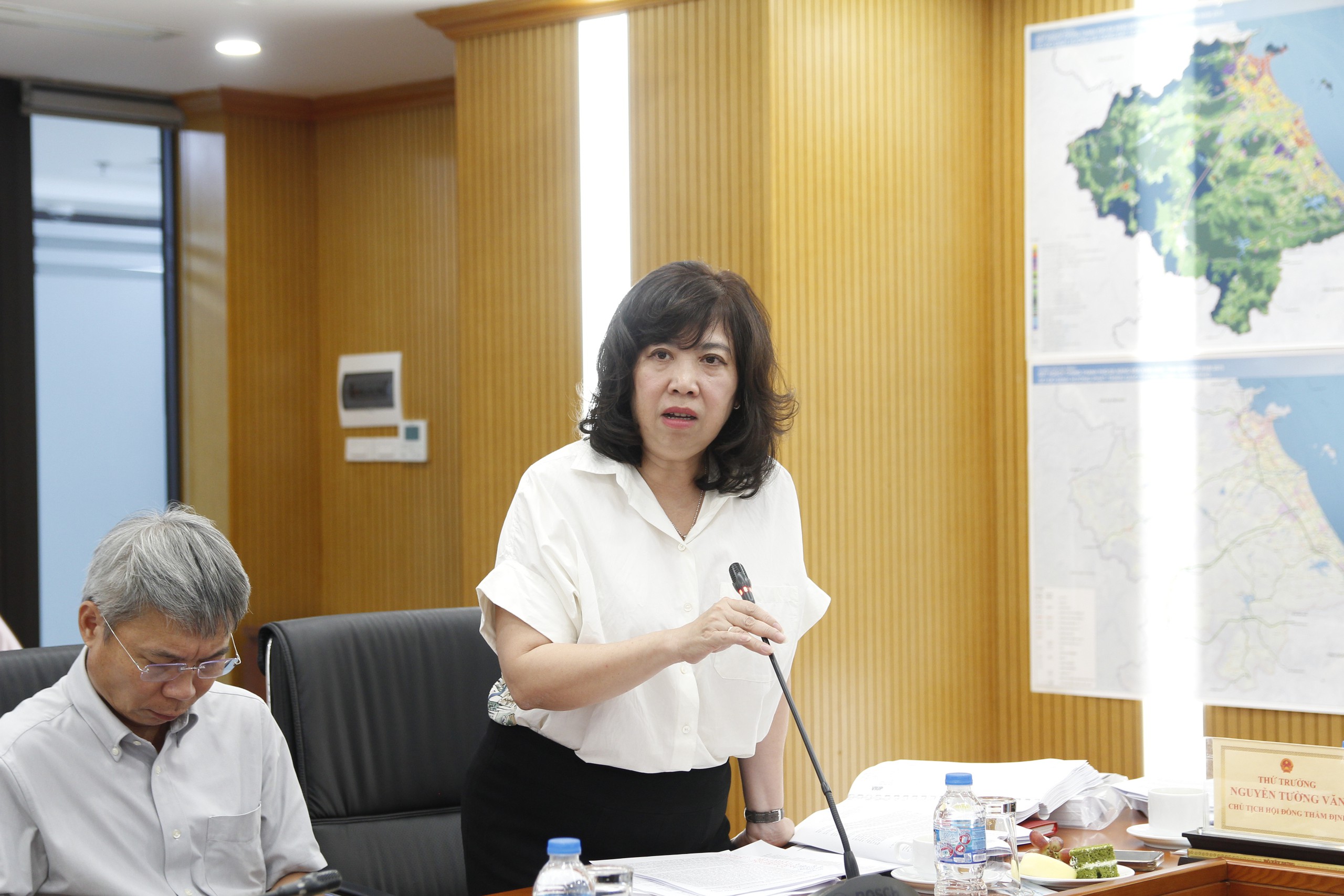 Thứ trưởng Nguyễn Tường Văn: Ph&aacute;t triển Đ&agrave; Nẵng th&agrave;nh cực tăng trưởng của miền Trung - Ảnh 2.