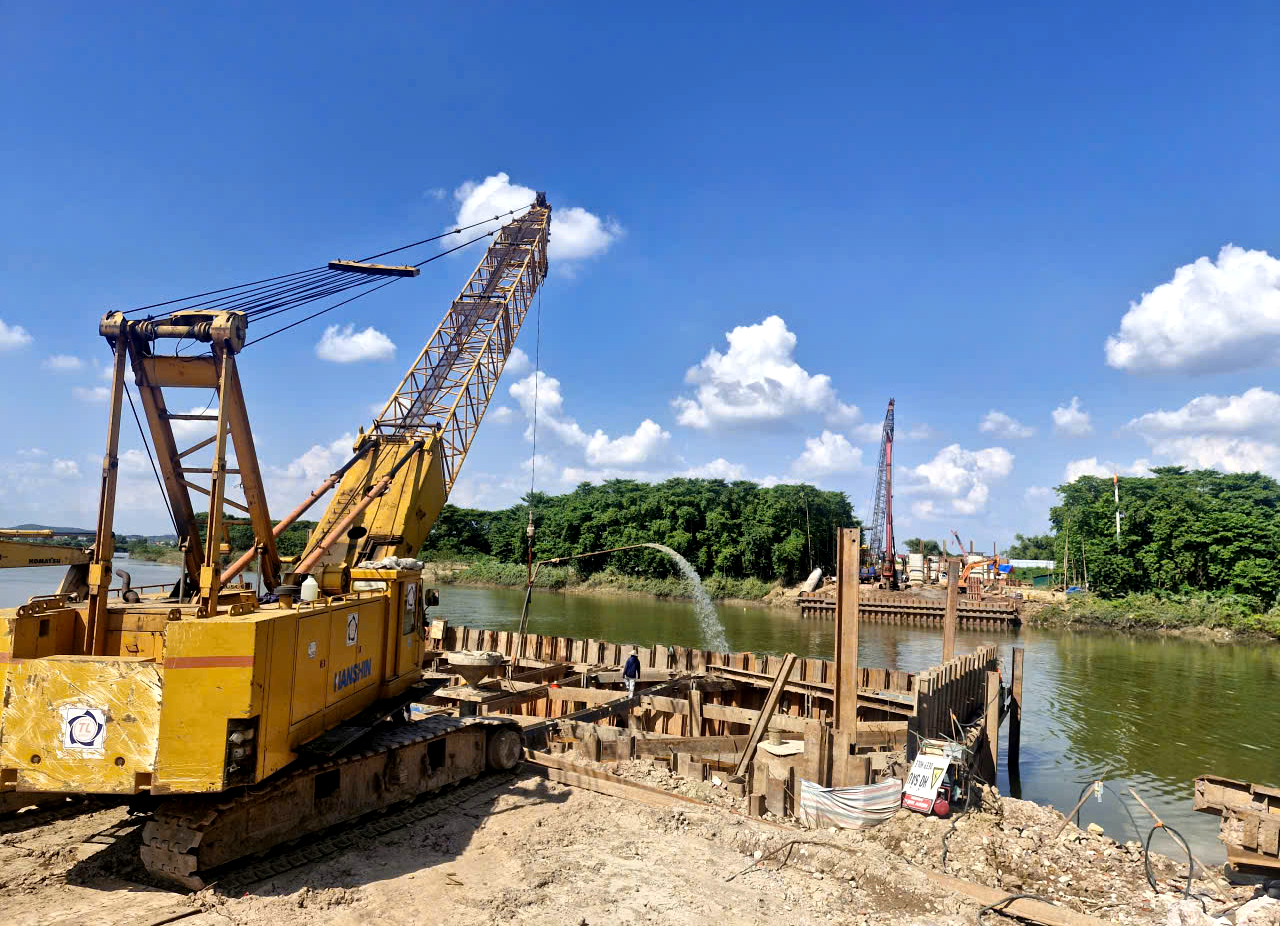 Cầu V&acirc;n H&agrave; gi&uacute;p d&acirc;n vượt lũ ở Bắc Ninh được thi c&ocirc;ng thế n&agrave;o?- Ảnh 15.