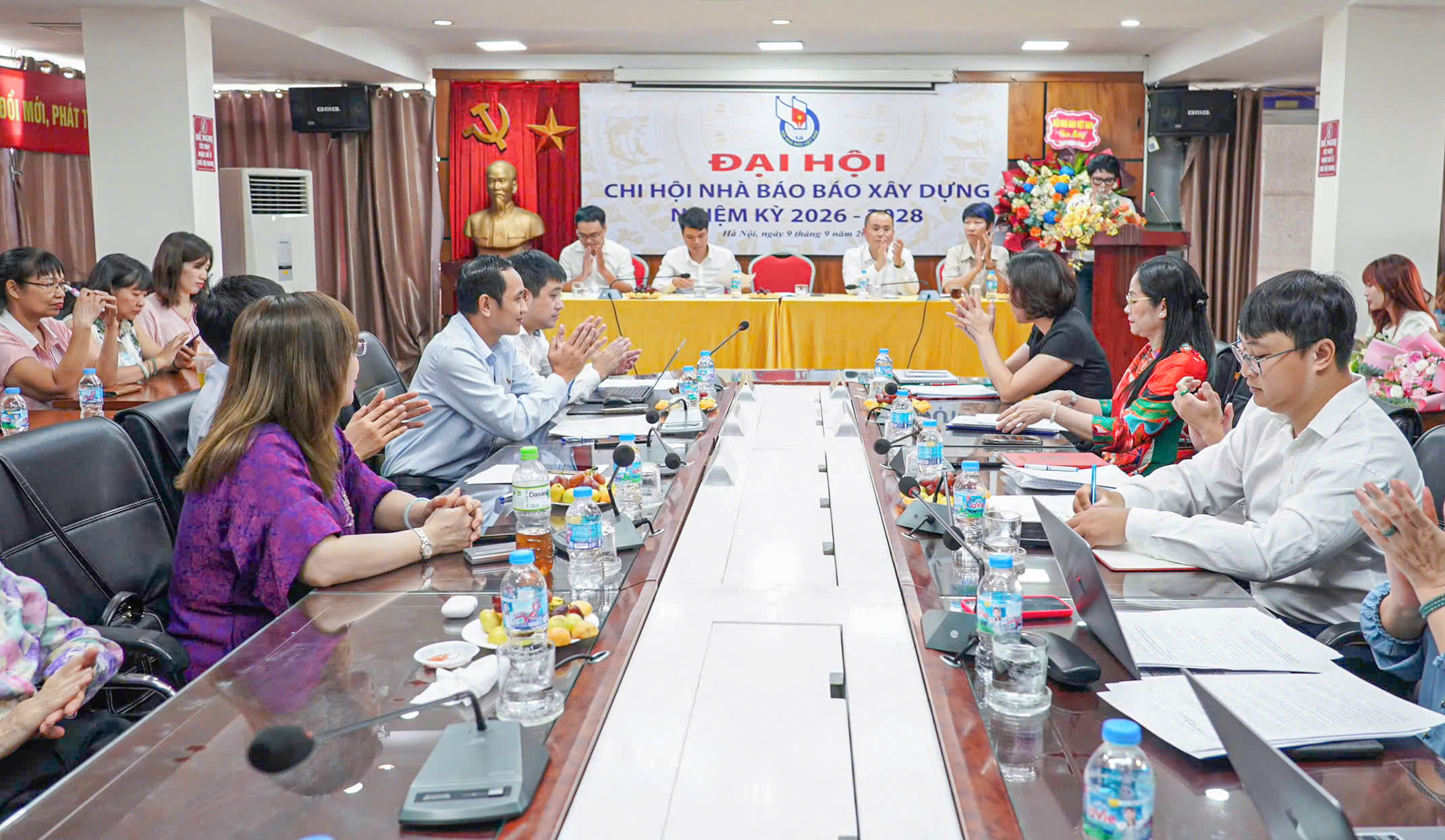 Chi hội Nh&agrave; b&aacute;o B&aacute;o X&acirc;y dựng: Đo&agrave;n kết, đổi mới, c&ugrave;ng hướng tới một t&ograve;a soạn hiện đại - Ảnh 5.