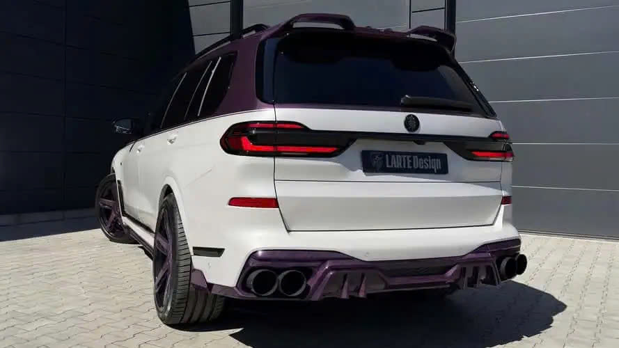 BMW X7 thêm gói độ 10 chi tiết carbon - Ảnh 3.