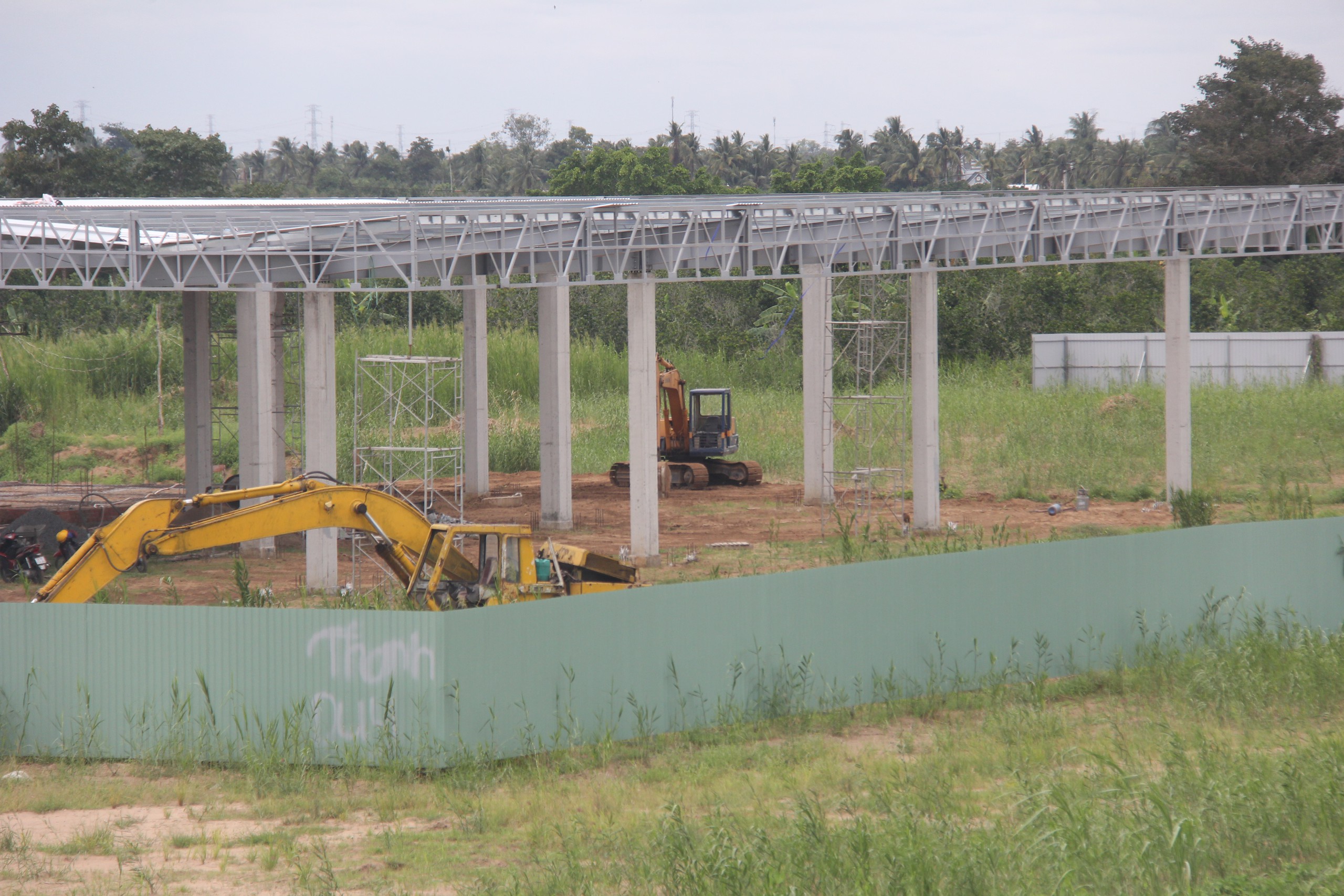 Tất bật thi công trạm dừng nghỉ trên cao tốc Trung Lương - Mỹ Thuận- Ảnh 8.