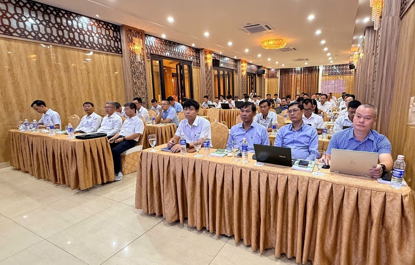 Tổng c&ocirc;ng ty Truyền tải điện Quốc gia tổ chức kh&oacute;a huấn luyện c&ocirc;ng t&aacute;c an to&agrave;n cho c&aacute;n bộ quản l&yacute;, c&aacute;n bộ an to&agrave;n - Ảnh 2.