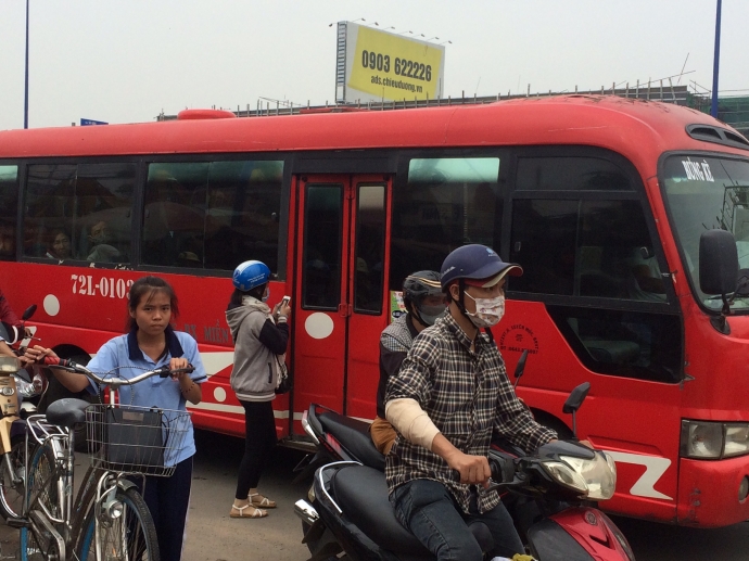 xe kh&aacute;ch s&agrave;i g&ograve;n