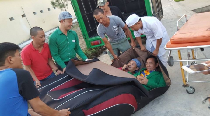 Binh Trong trong một cảnh quay trong bộ phim đại g