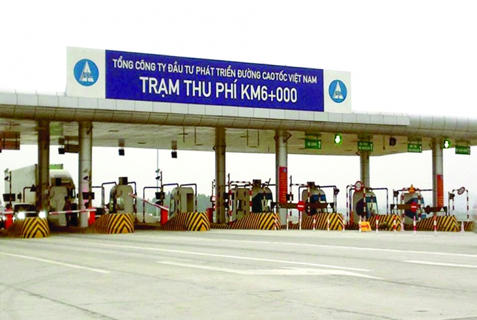 Thi c&ocirc;ng Trạm thu ph&iacute; tr&ecirc;n Cao tốc Nội B&agrave;i L&agrave;o Cai