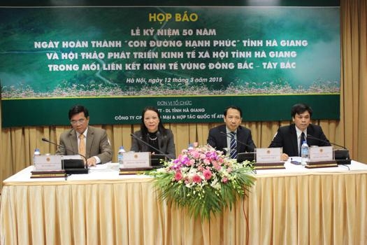 50 nam con duong hanh phuc Ha Giang