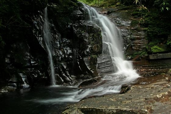 Th&aacute;c Trĩ Sao con th&aacute;c mang vẻ đẹp huyền b&iacute;, thơ mộng