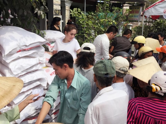 10730129_773529562777860_1215407517353019192_n