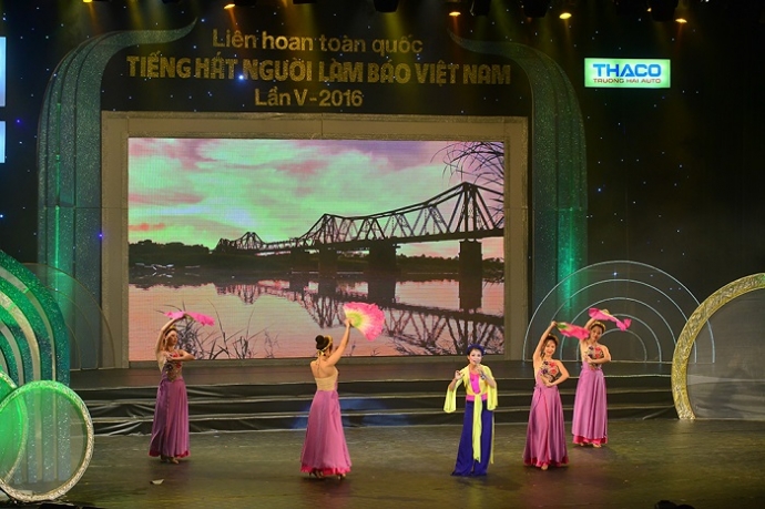 Đợi - Liên chi hội Nhà báo văn phòng quô