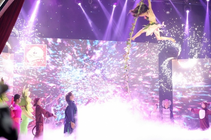 1. Puka bi vuot  tay