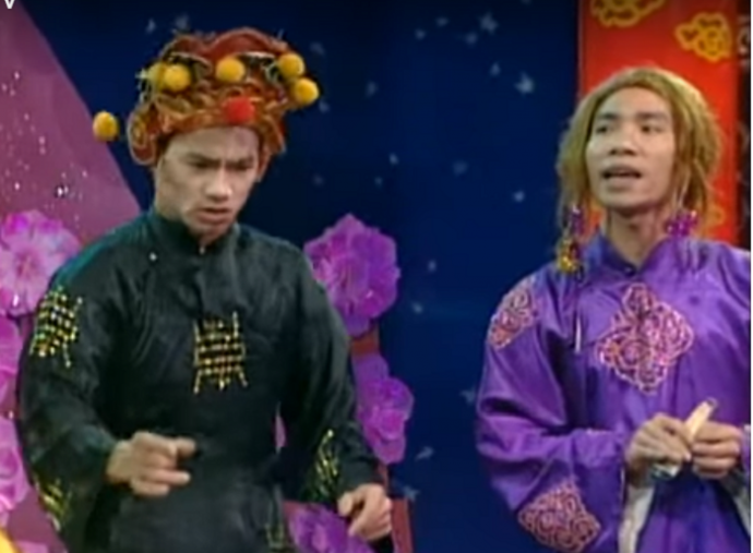 T&aacute;o qu&acirc;n 2004