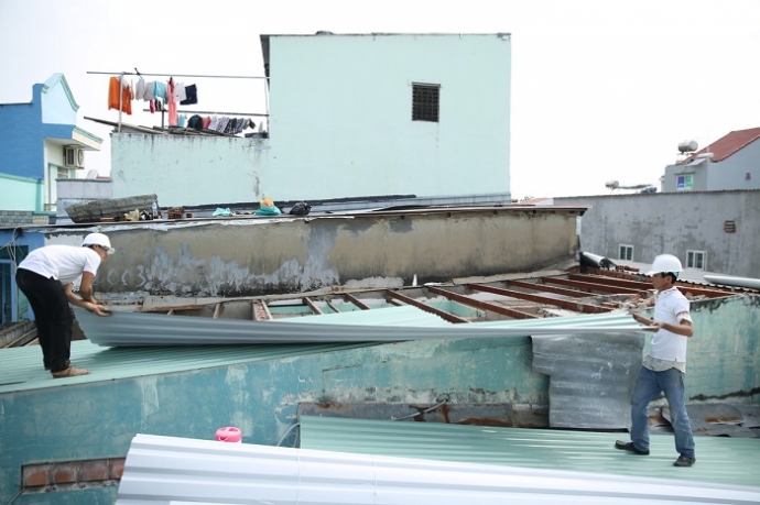 1. Cong ty ton Dong A giup Ha My lop lai mai nha t